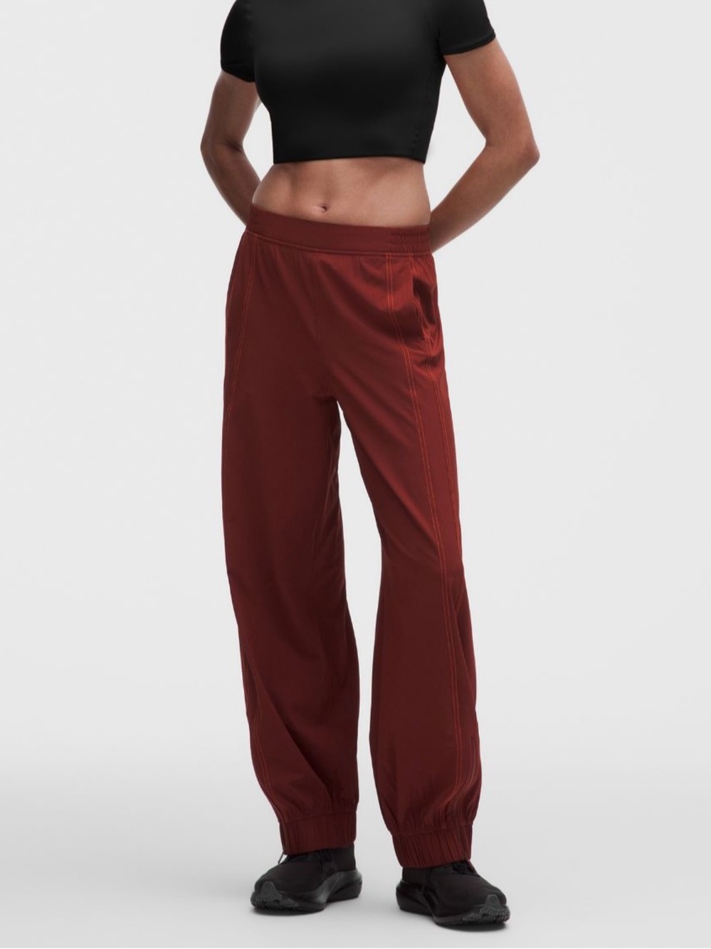 Define High-Rise Swift Jogger Regular